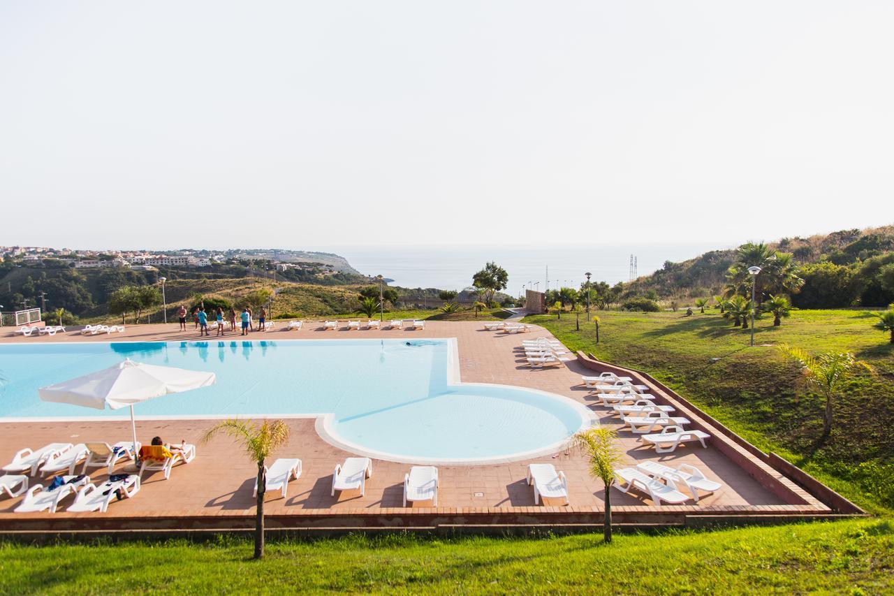 Nelema Village Resort Сан-Нікола-Арчелла Екстер'єр фото
