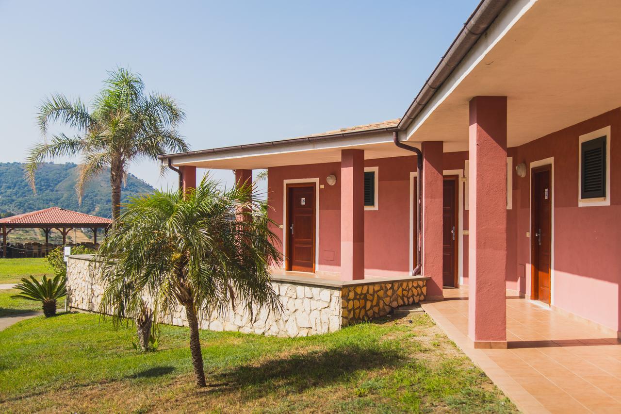Nelema Village Resort Сан-Нікола-Арчелла Екстер'єр фото