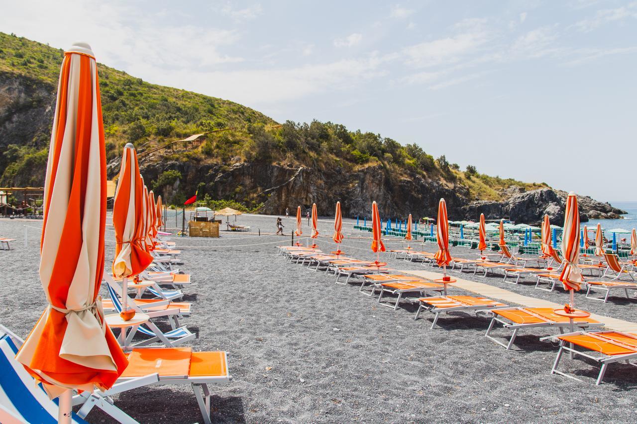 Nelema Village Resort Сан-Нікола-Арчелла Екстер'єр фото