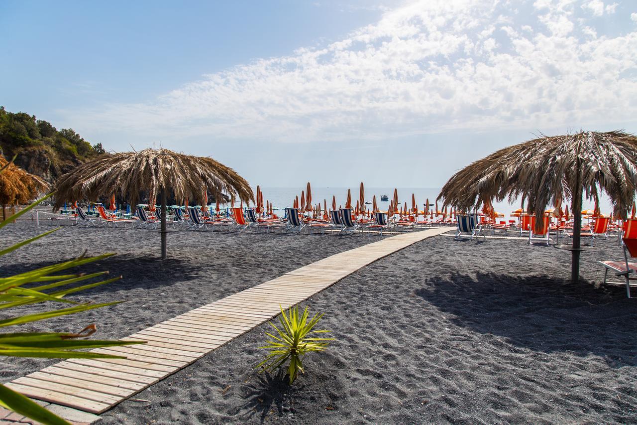 Nelema Village Resort Сан-Нікола-Арчелла Екстер'єр фото